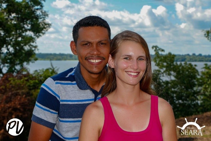 Missionários Jairo e Débora